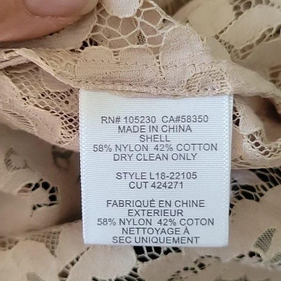 Joie nude beige colored lace top - Picture 5 of 8